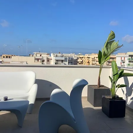 Morus Urban Apartment